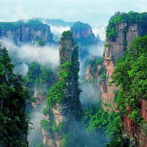 休閑自駕D線：張家界、天門山、天門洞、天子山、寶峰湖或黃龍洞四天三晚游